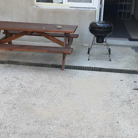 Διαμέρισμα Havlickova 423 *